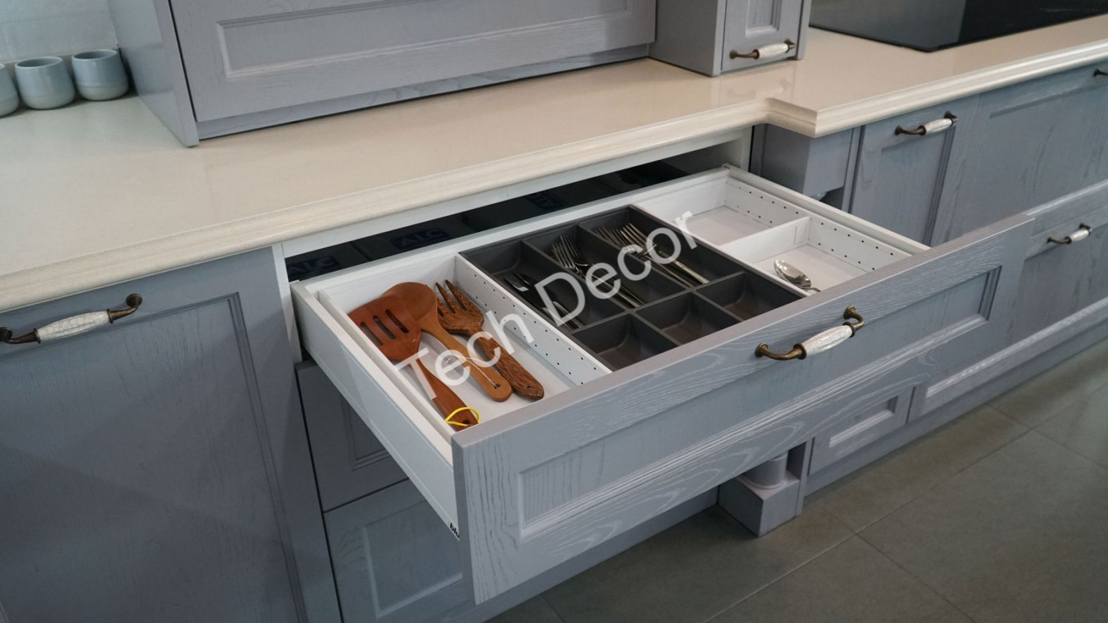 Hướng dẫn thiết kế ngăn lưu trữ cho tủ bếp đẹp gọn và hợp lý